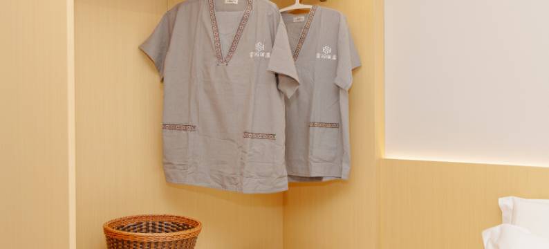 霍闪电竞酒店(绵阳高铁站涪城万达广场店)图片