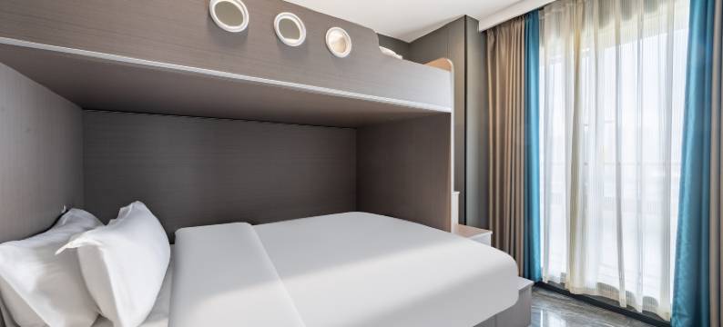 黑钻电竞酒店(仲恺陈江店)图片