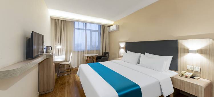 玉峰酒店(包头东站东河机场店)图片