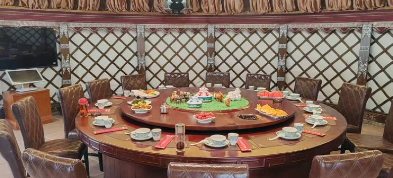 朱日和华锦酒店图片