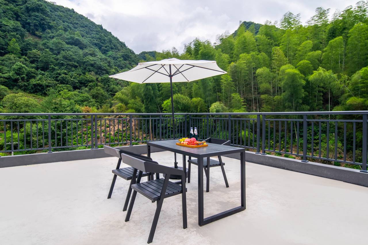 禧玥·智能影音·溪畔森居·度假美宿(水墨汀溪风景区店)图片