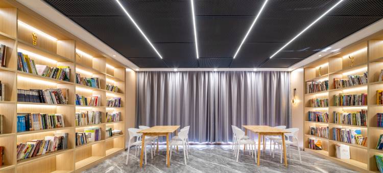 昊昕酒店(广州龙洞植物园地铁站店)图片