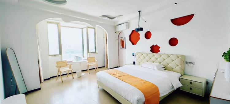 奇点智能酒店(德州德百物流批发城奥莱广场店)图片