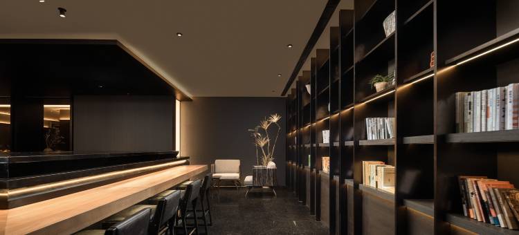 上海外滩豫园地铁站亚朵酒店图片