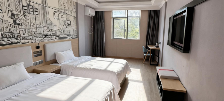 余干维多利亚假日酒店(琵琶湖米兰街店)图片