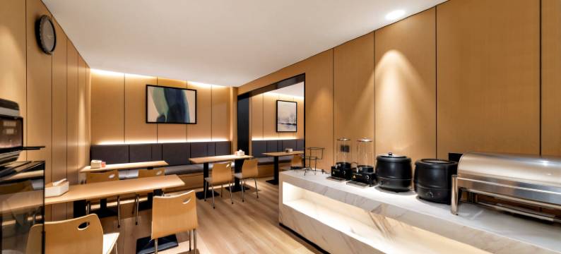 名仕优选酒店(阜阳师范大学商厦时代广场店)图片