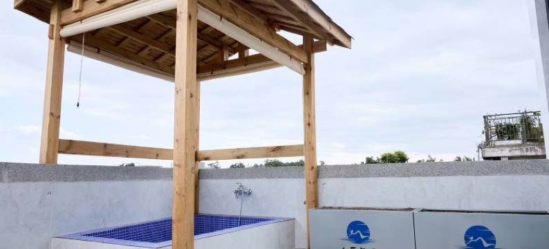 山鸟与月·汤池投影民宿(街子古镇店)图片