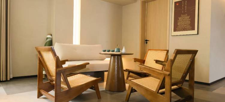 猫的远方YOUNG·IS·FASHION酒店(南昌滕王阁八一广场店)图片