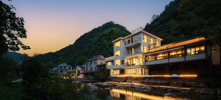 安吉沐夏·山野溯溪·亲子野趣度假民宿·深溪峡谷漂流店图片
