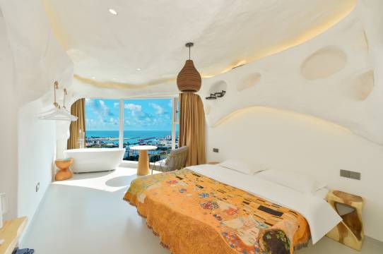 慕白海景公寓(北海侨港风情街店)