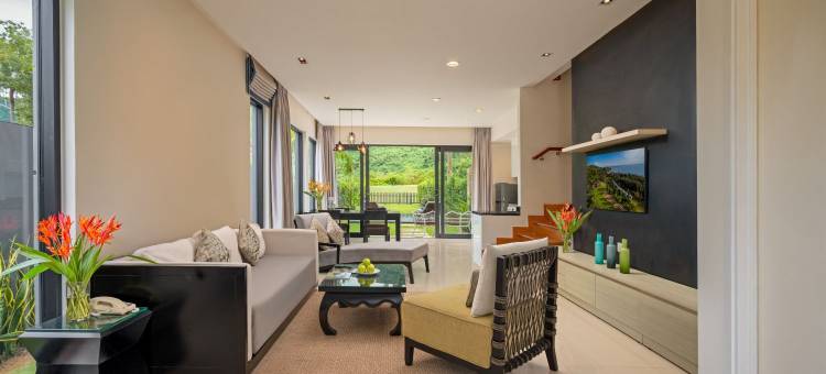 拉古纳公园旁的陵姑(Laguna Parkside Lang Co)图片