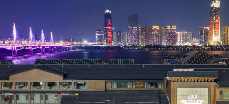 南昌赣江假日酒店(红谷滩摩天轮店)图片