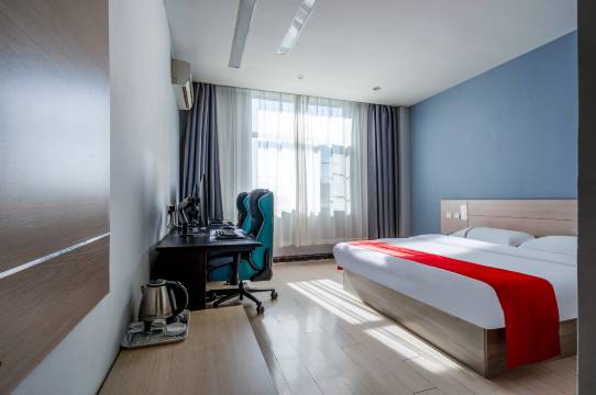 曲向·舒享电竞酒店(石家庄元氏店)