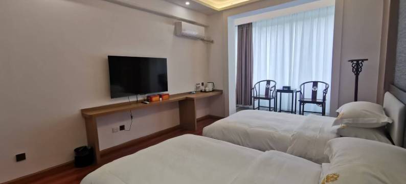 阅湖印象酒店(贵阳花溪公园店)图片