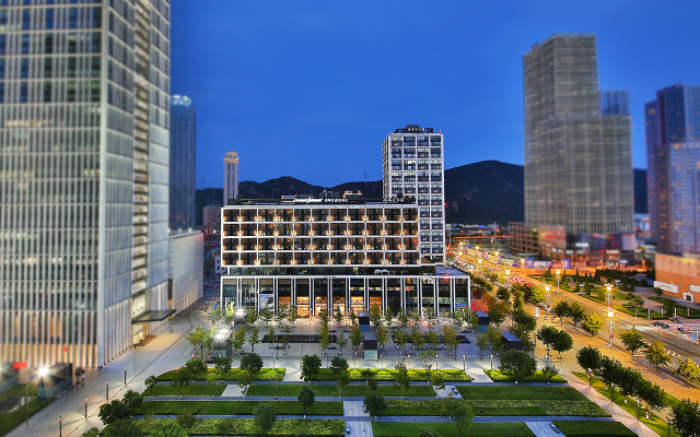 Howard Johnson Parkland Hotel Dalian Over view