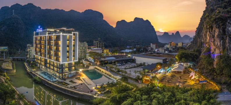 英德芸居度假酒店(英西峰林走廊店)图片