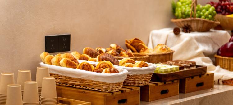 福泉畔山酒店图片