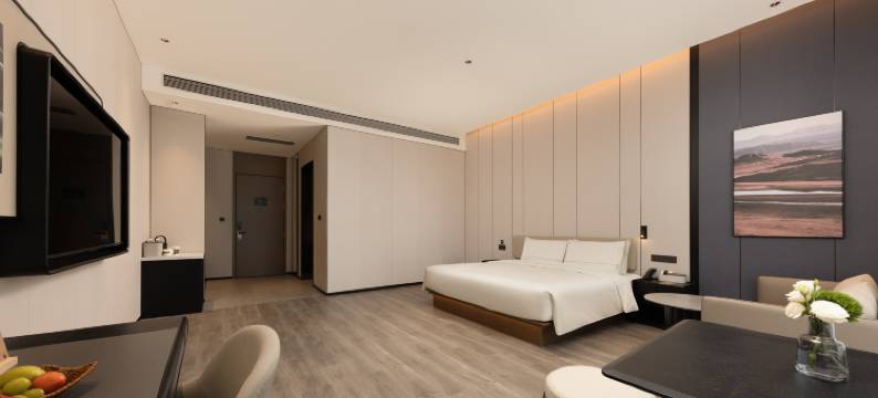 瑞丽德龙国际珠宝城金滇路亚朵酒店图片