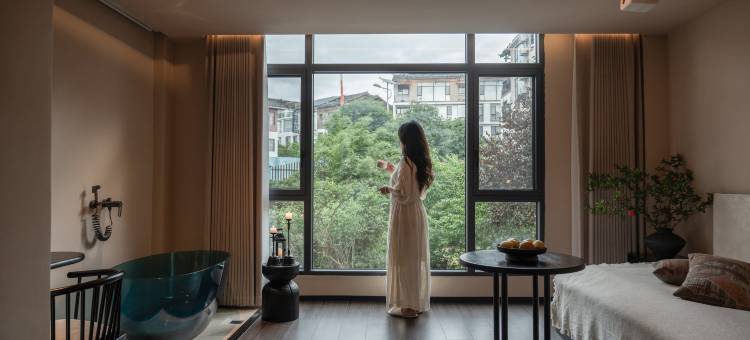 黔欢·Red House设计师度假别墅(小七孔东门售票大厅店)图片
