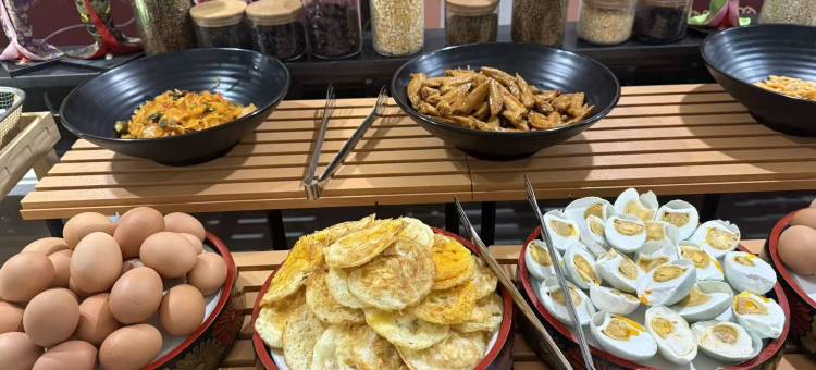 大连花好月圆酒店(普兰店万达广场店)图片