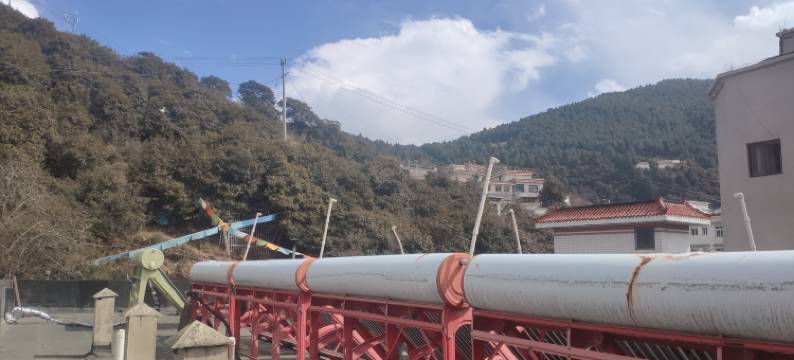 林芝川藏线标间旅社图片