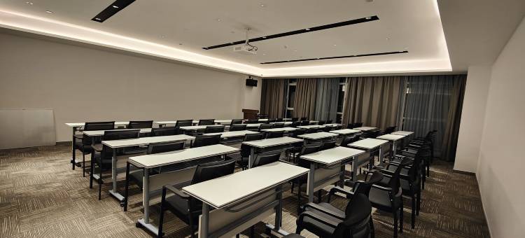 如家商旅酒店(德州城市中心广场巴黎城店)图片