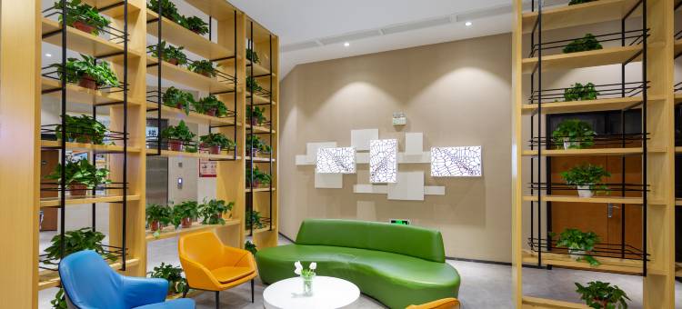 万嘉柏悦酒店(阜阳高铁西站师范大学店)图片