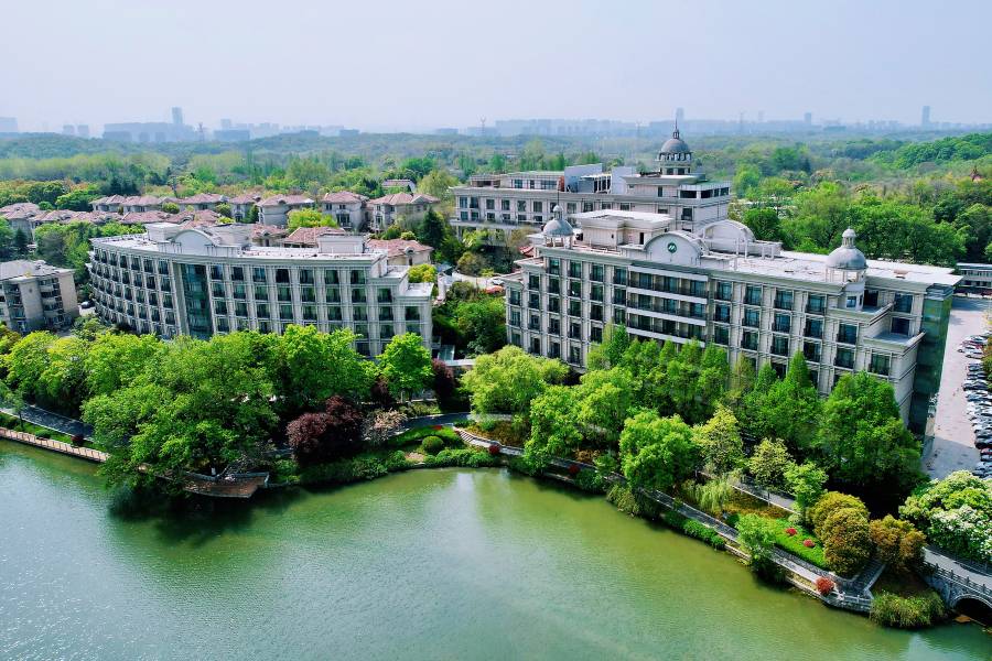 南京明發珍珠泉大酒店