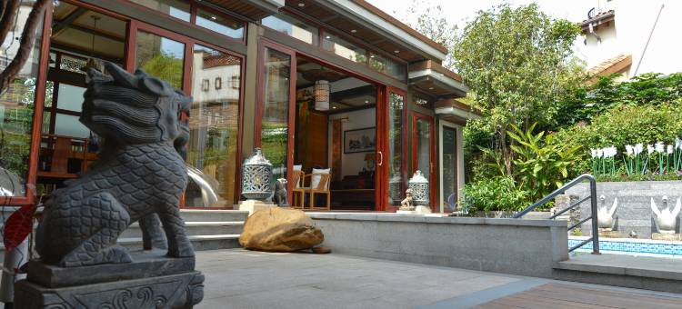 南昆山鸣泉居图片