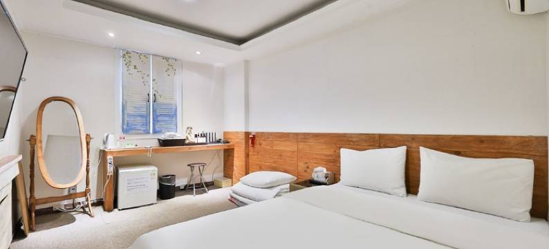 钟路仁寺洞商务酒店(Hotel Biz Jongno Seoul)图片