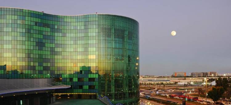 阿布扎比艾尔瓦赫达千禧酒店(Millennium Al Rawdah Hotel)图片