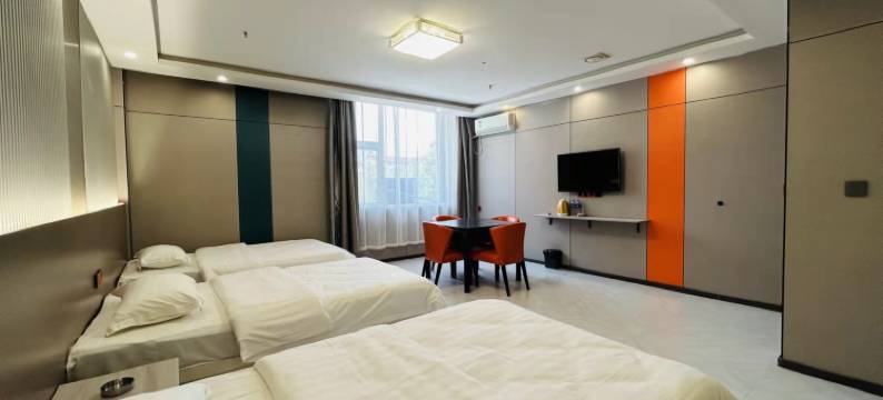 桦甸枫林晚主题宾馆图片