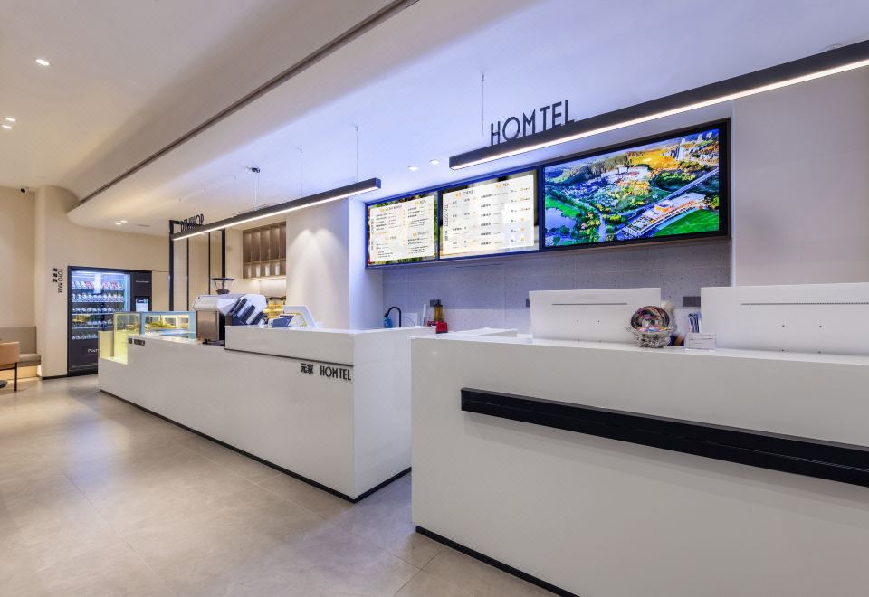 HOMTEL BY POLTTON Hotel Overview