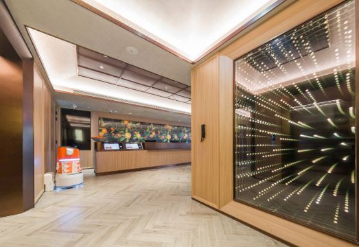 Orange Hotel (Shenzhen Futian Shawei Metro Station) Hotel Overview