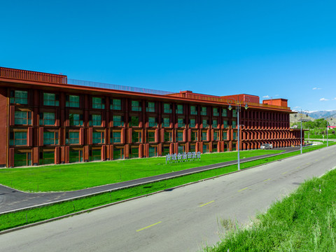 可可托海吉域合涵田酒店