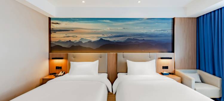 艾唯尚品酒店(中山路步行街芜湖高铁站店)图片