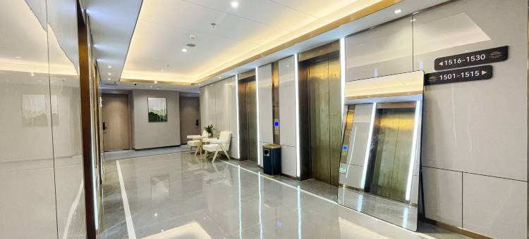 Boris·铂瑞斯酒店(大坪龙湖时代天街店)图片