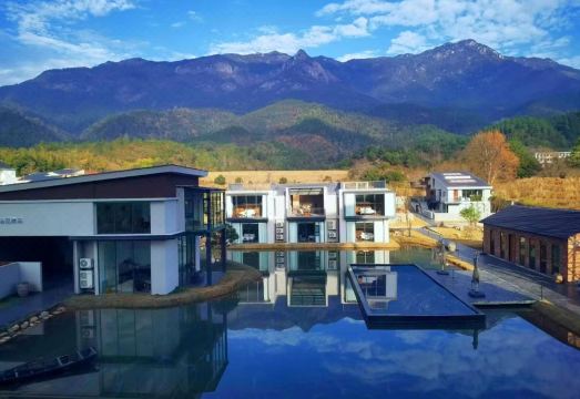 庐山云漫酒店外景图