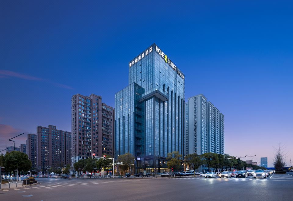 长沙麓谷希尔顿惠庭酒店外景图