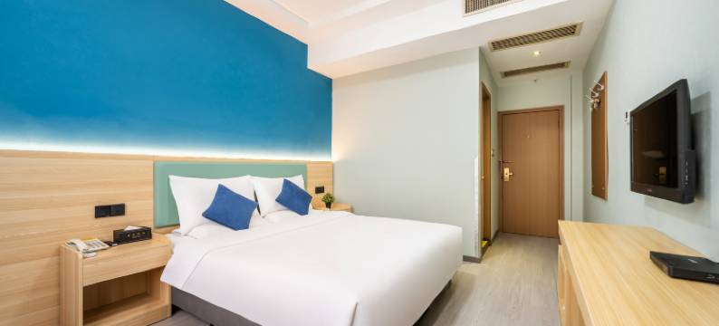 云枫酒店(西安钟鼓楼大差市地铁站店)图片