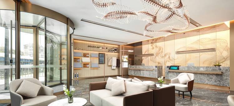 上海南站石龙路亚朵酒店图片