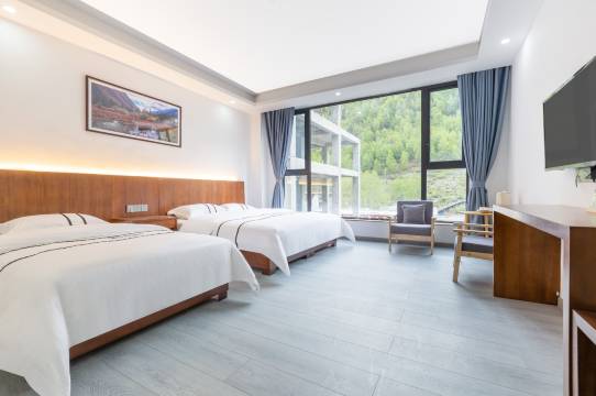 时光驿站(四姑娘山长坪沟景区店)