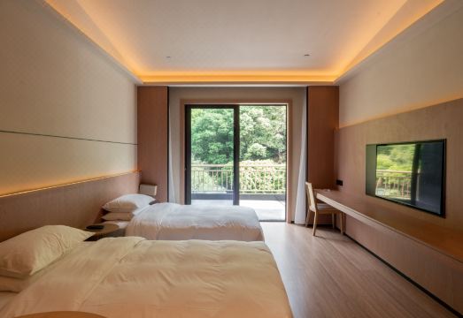 Wenzhou Yandang Mountain Lingqiu Hotel Hotel Overview