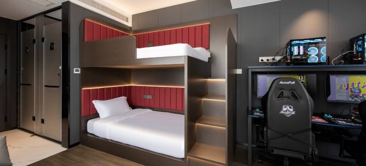 粤塔H电竞酒店(南京南站胜太路地铁站店)图片