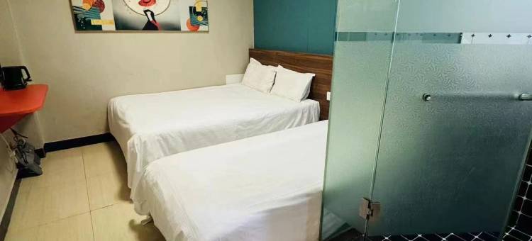 吉林爱家时尚宾馆(九站农校科技学院店)图片