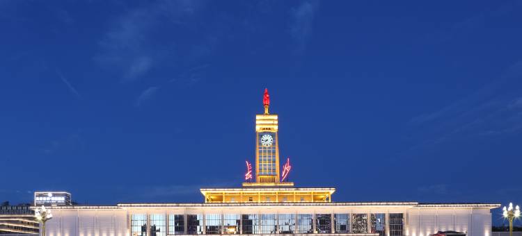 凤栖梧桐·假日酒店(长沙五一大道火车站地铁站店)图片