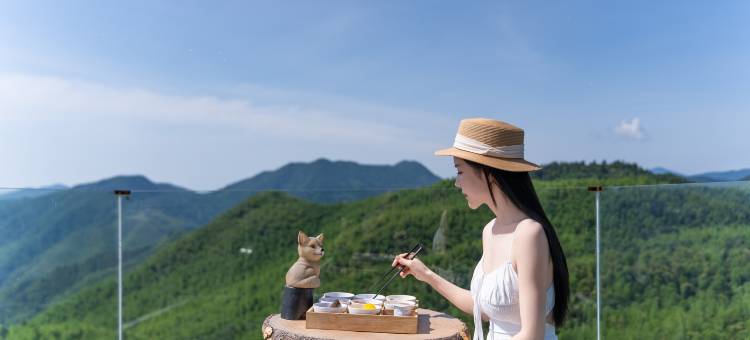 安吉咪奇·环景高山温泉滑雪亲子度假美墅(江南天池滑雪场店)图片