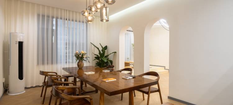 张家界知喜酒店(武陵源标志门国家森林公园店)图片