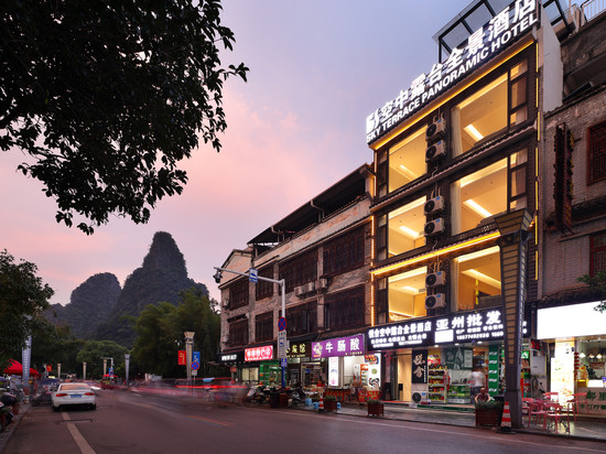 黄姚悦舍空中露台全景酒店