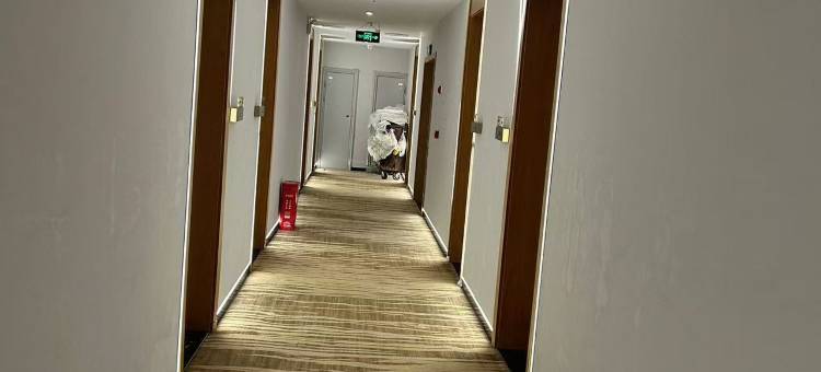 布拖朵洛荷大酒店图片